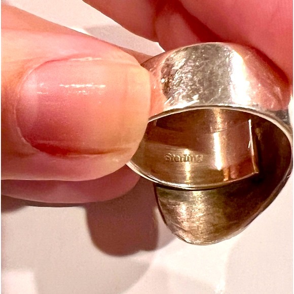 Orange Baltic Amber and Sterling Silver Ring - Picture 7 of 10